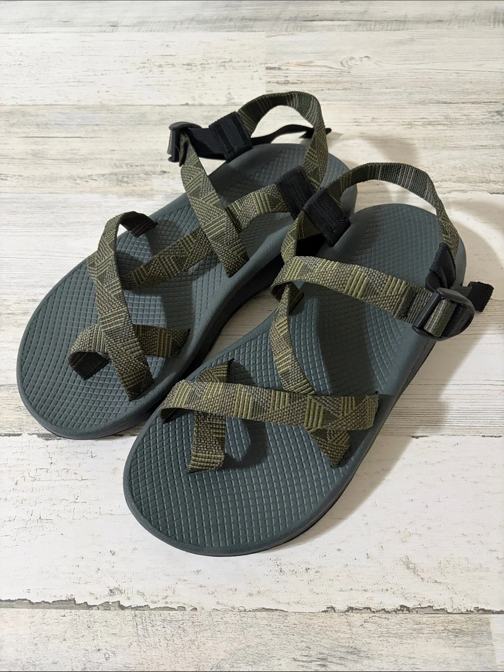 Chaco Men's Olive Green Strapped Sandals Size 11